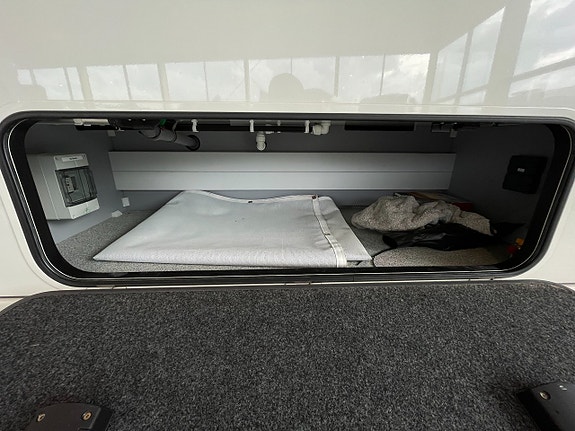Morelo Palace 90 M Liner /IVECO/Hyd-stöd/AC bodel/ALDE/Solcellx3/Inverter/Litium 7 of 30