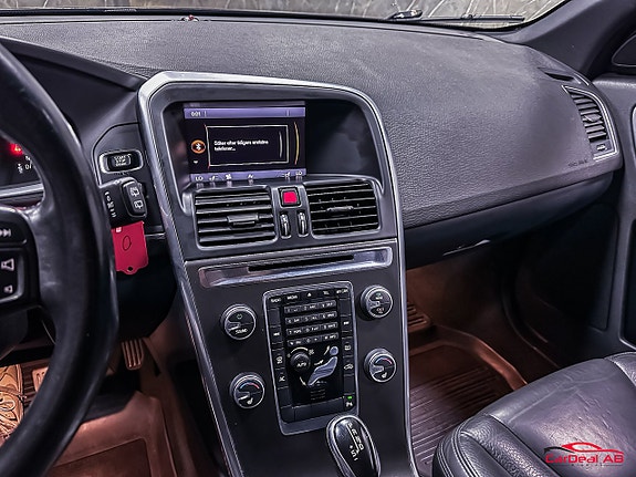 Volvo XC60 25 of 27