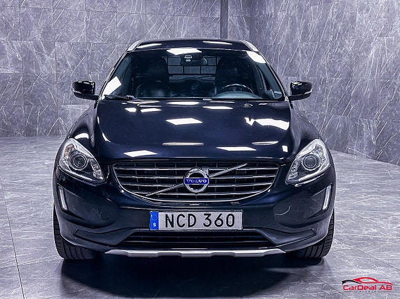 Volvo XC60 2 of 27