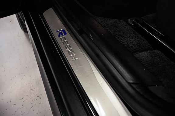 Volvo XC60 14 of 27