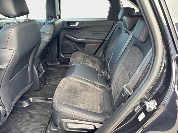 Ford Kuga 13 of 14