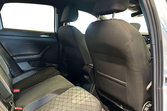 Volkswagen Taigo 8 of 19