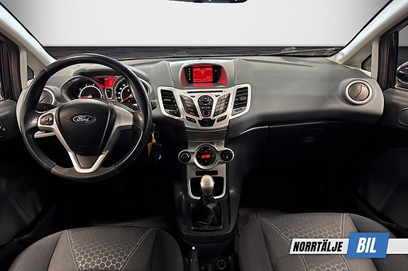 Ford Fiesta 3 of 17