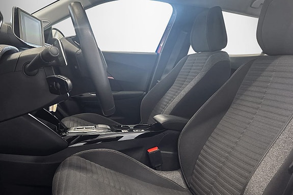 Peugeot 2008 5 of 11