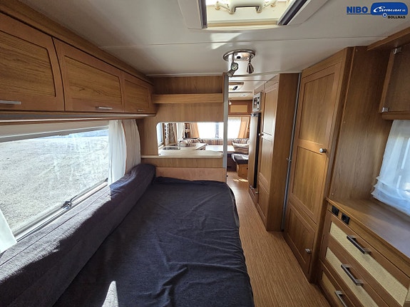 Knaus ROYALE 680 (Barnkammare) 19 of 21