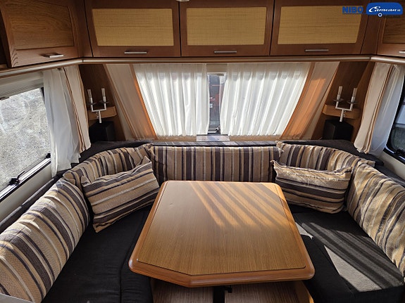 Knaus ROYALE 680 (Barnkammare) 9 of 21