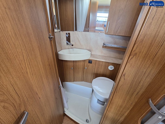 Knaus ROYALE 680 (Barnkammare) 18 of 21