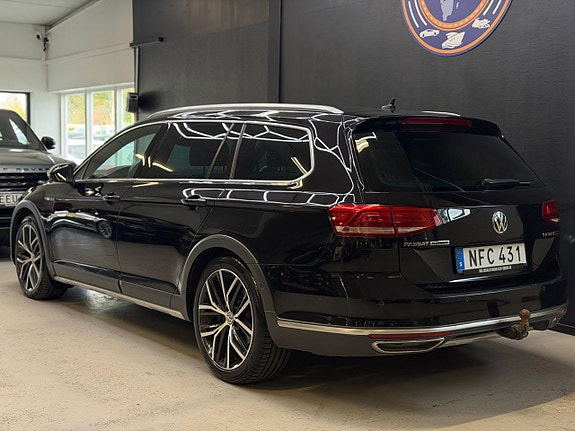 Volkswagen Passat Alltrack 20 of 23