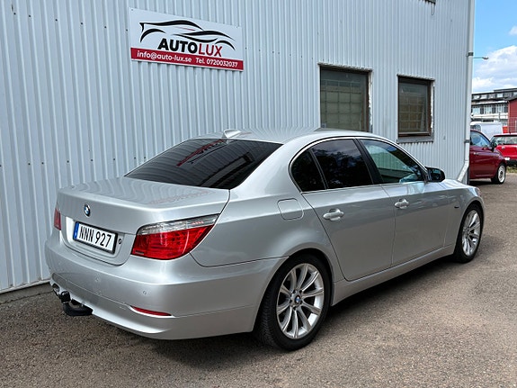 BMW 523i 6 of 16