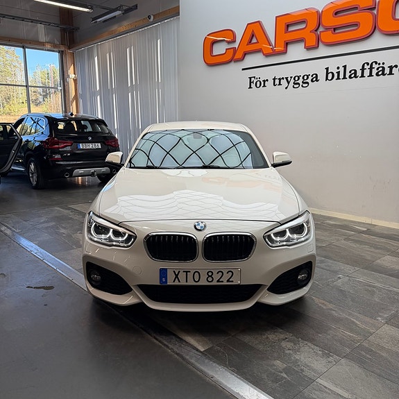 BMW 120i 6 of 11