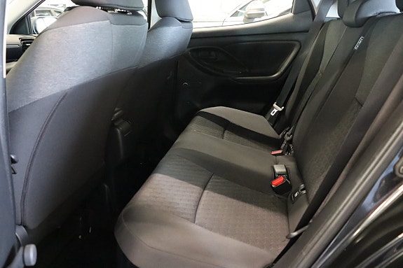 Toyota Yaris 9 of 25