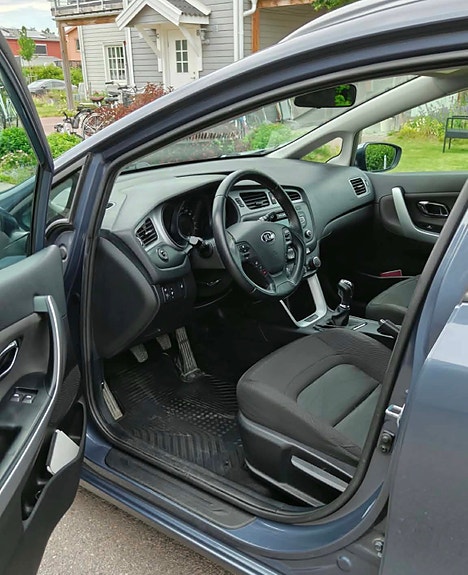 Kia Ceed 5 of 9