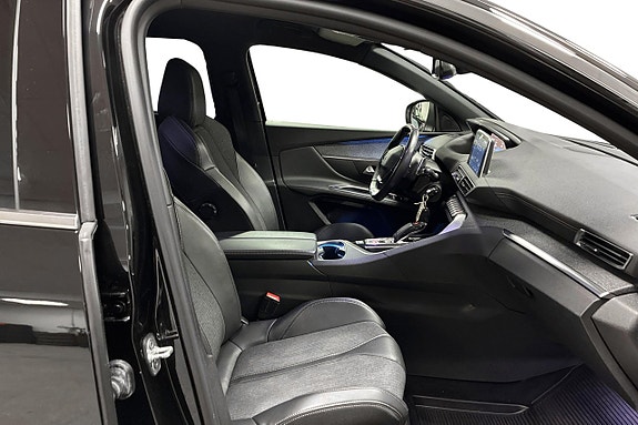 Peugeot 5008 15 of 28