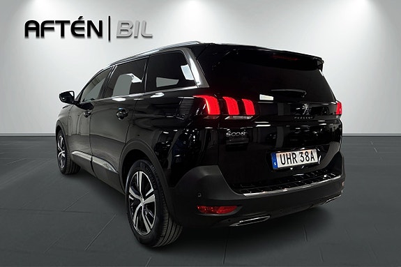 Peugeot 5008 9 of 28