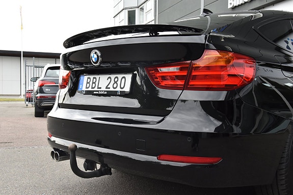 BMW 320d 22 of 22