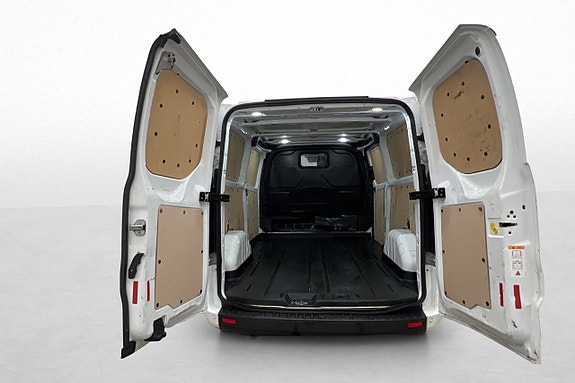 Ford Transit Custom 12 of 26
