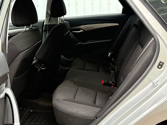 Hyundai i40 10 of 16