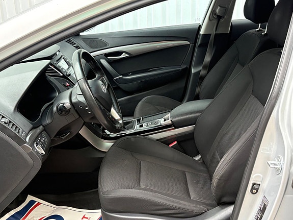 Hyundai i40 9 of 16