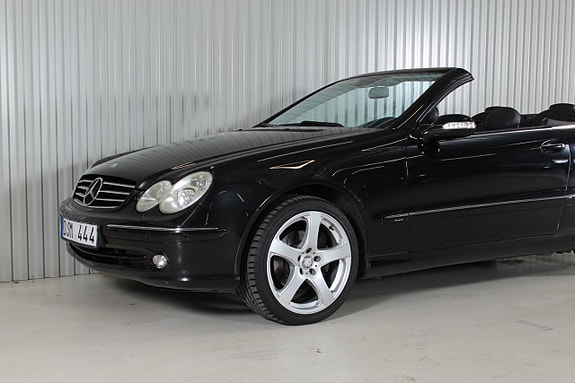 Mercedes-Benz CLK240 4 of 15