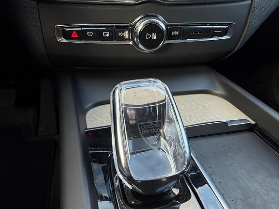 Volvo XC60 12 of 19