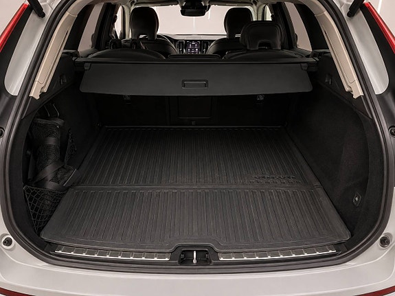 Volvo XC60 17 of 19