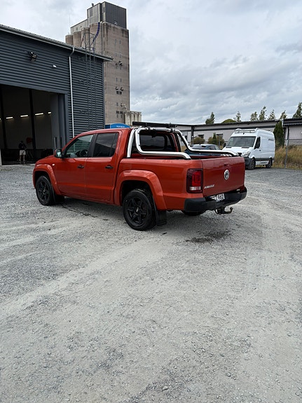 Volkswagen Amarok 3 of 4