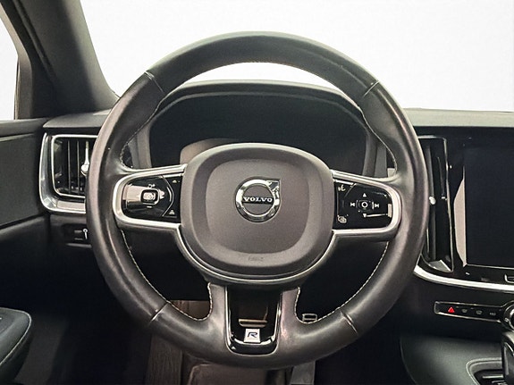 Volvo V60 15 of 30