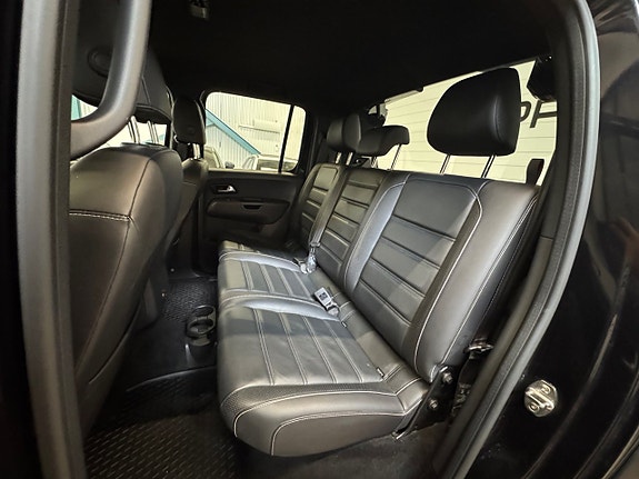 Volkswagen Amarok 18 of 26