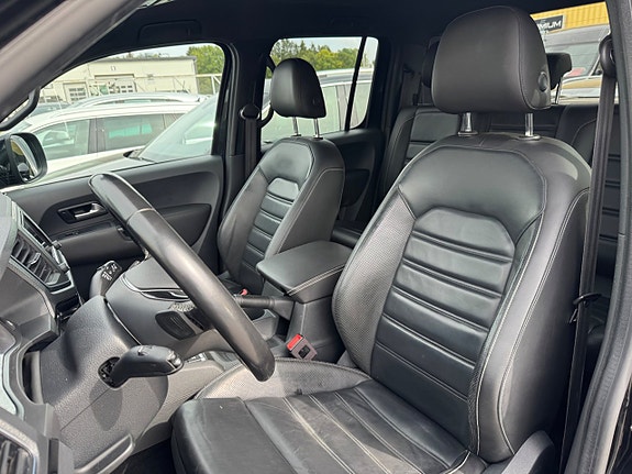 Volkswagen Amarok 16 of 26
