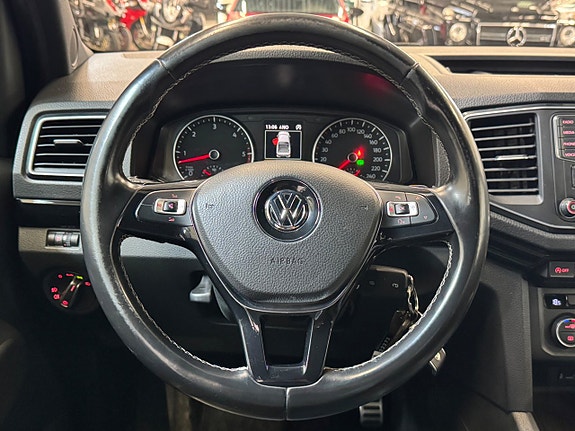 Volkswagen Amarok 15 of 26
