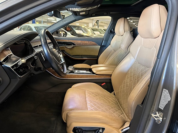 Audi A8 9 of 30