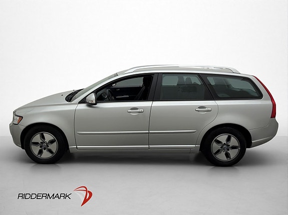 Volvo V50 3 of 23
