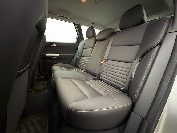 Volvo V50 15 of 23