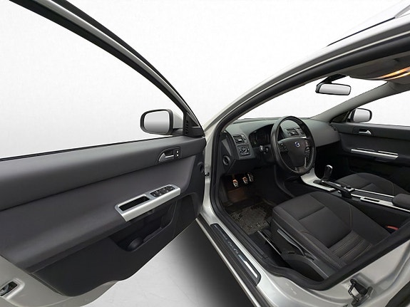 Volvo V50 11 of 23