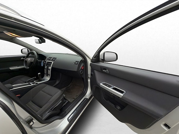 Volvo V50 14 of 23