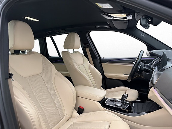 BMW X3 13 of 30