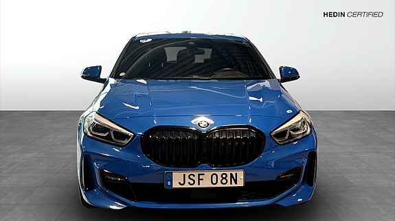 BMW 118d 8 of 9