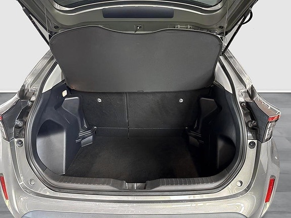 Toyota Yaris Cross 11 of 14