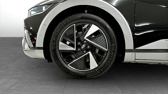 Hyundai Ioniq 5 6 of 10