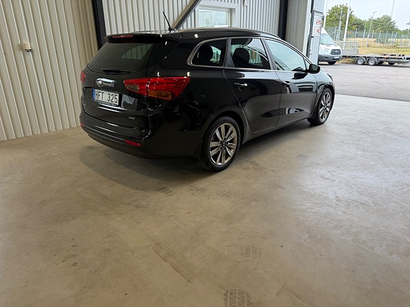 Kia Ceed 4 of 9