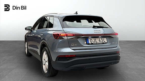 Audi Q4 e-tron 3 of 14