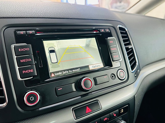 Volkswagen Sharan 22 of 24