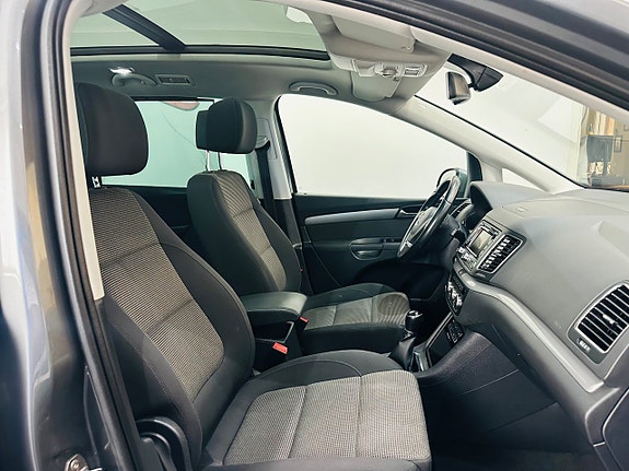Volkswagen Sharan 14 of 24