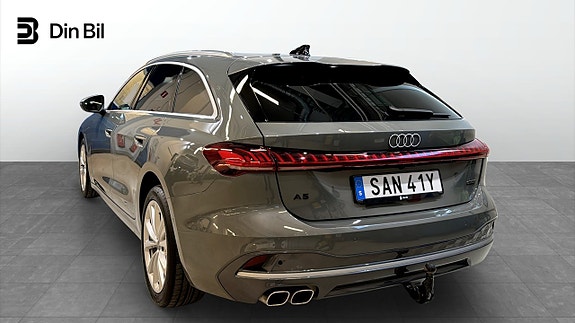 Audi A5 3 of 21