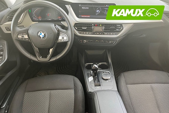 BMW 118i 11 of 26