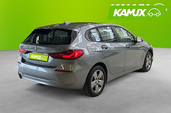BMW 118i 4 of 26