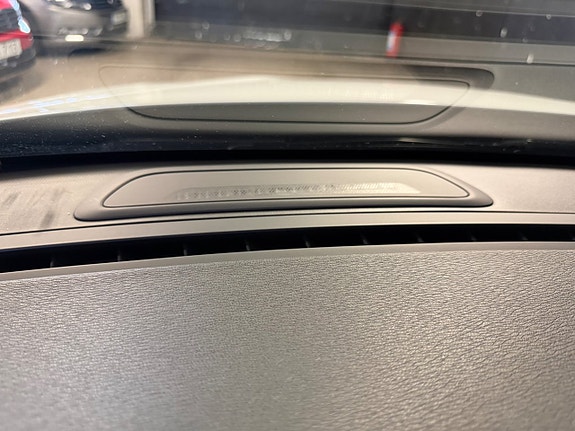 Volvo V60 25 of 30