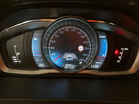 Volvo V60 28 of 30
