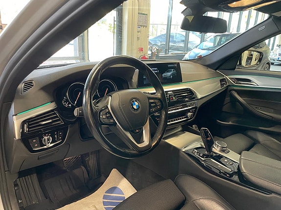 BMW 520d 15 of 25