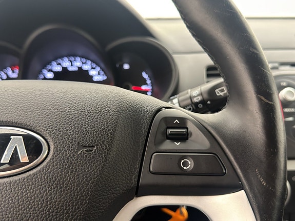 Kia Picanto 17 of 21